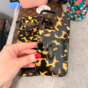 New iPhone 16 pro max Loopy righty Case Tortoiseshell Pattern Phone Case